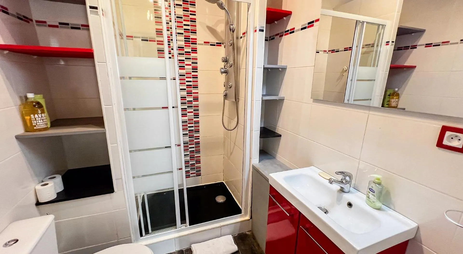 Ac - Wifi - Perfect For Exploring Avignon On Foot! Apartment 0*,  France